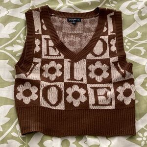 Free for All Juniors sweater vest